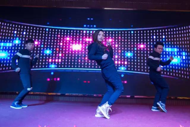 并列二等獎:制造中心舞蹈《good boy》